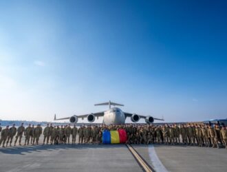 Militarii români din Irak au revenit în țară