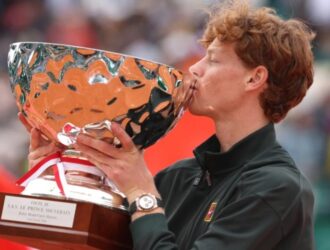 Sinner l-a învins pe Alcaraz în finala turneului de la Monte Carlo și redevine numărul unu mondial