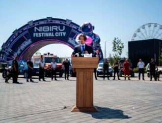 Beach, Please!, cel mai mare festival din Europa, dă startul celei de a 5-a ediții și deschide porțile stațiunii NIBIRU